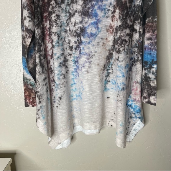 Soft Surroundings Nouveau Shark Bite Hem Tunic Top - Picture 5 of 6